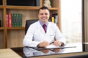 Dr. Ricardo de Mattos